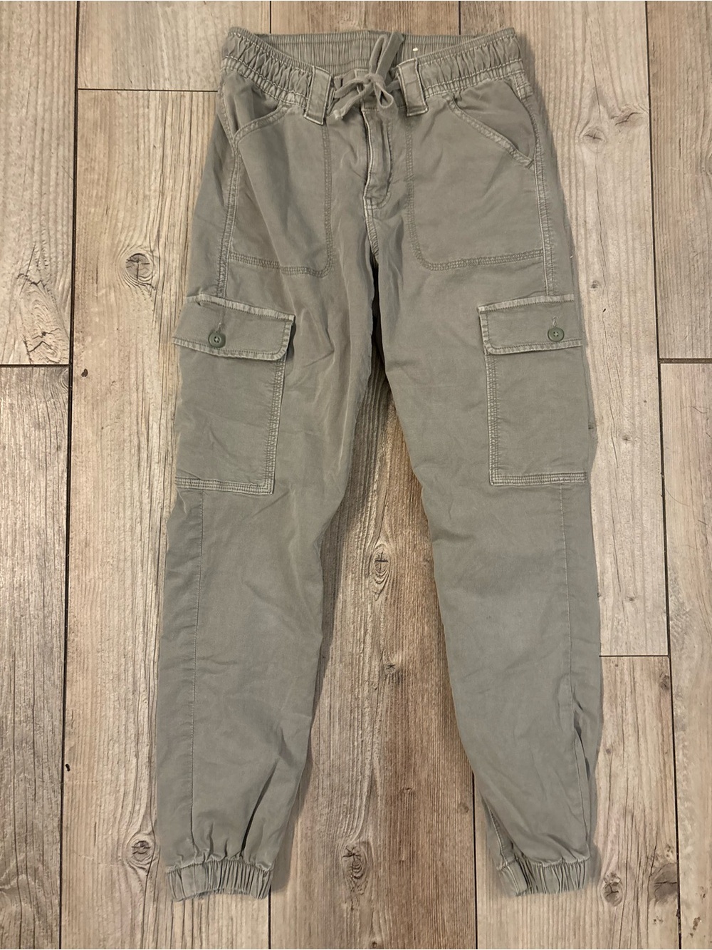 American Eagle Olive Cargo Jogger Pants - Casual Utility Style Size 2 Short